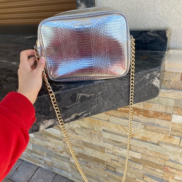 Victoria Secret Mini bag/ makeup bag - Picture 4 of 8